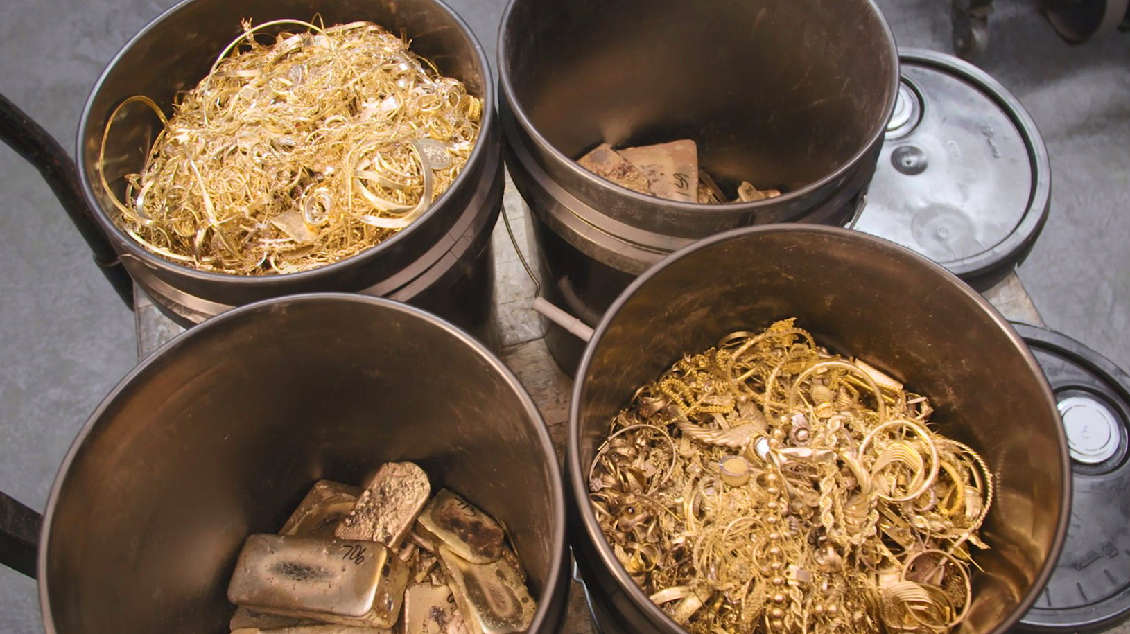 Scrap gold to be refined at the Royal Canadian Mint Scrap gold to be refined at the Royal Canadian Mint
