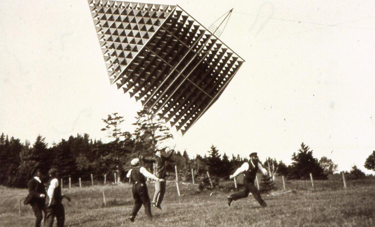 image Workmen and a tetrahedral kite