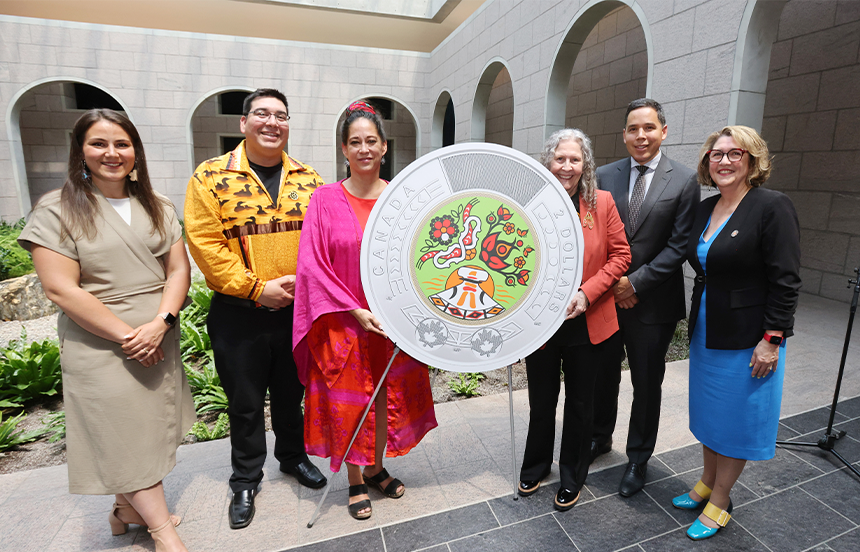 La pièce commémorative de 2 $ 2023 Célébrons la Journée nationale des peuples autochtones